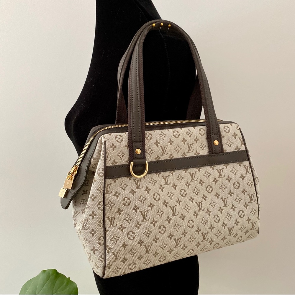 Fabulous Vintage Canvas Louis Vuitton Monogram Bag